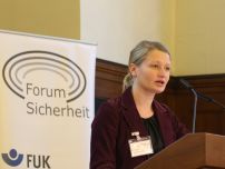 Kerstin Lämmerhirt aus Erfurt informierte über Gefahrenschwerpunkte bei Feuerwehrwettkämpfen.