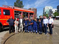 Die Jugendfeuerwehr Hamburg präsentiert sich auf der WM-Plaza.