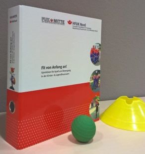 Ordner „Fit von Anfang an!“: Spielesammlung für Kinder- und Jugendfeuerwehren