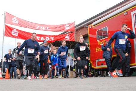 Start beim Kreisfeuerwehrlauf in Gülzow