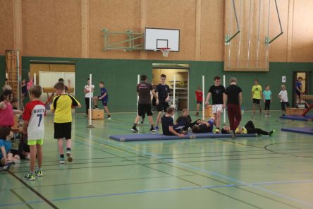 Jede Menge los und jede Menge auszuprobieren beim FitForFire-Sport- und Fitnesstag. (Foto: Alexander Graeper/FF Herrnburg)