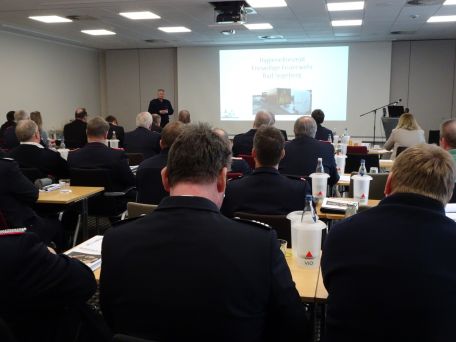 Sicherheitsbeauftragte werden von der HFUK Nord aus- und fortgebildet, wie hier bei einem Fortbildungsseminar für Kreis- und Stadt-Sicherheitsbeauftragte. (Foto: Christian Heinz / HFUK Nord)
