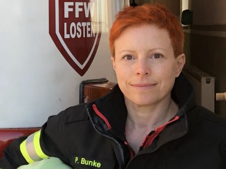 Landesfeuerwehrärztin in M-V und Brandmeisterin der FF Losten, Dr. Patricia Bunke (Bild: Patricia Bunke)
