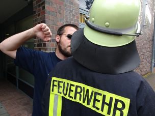 Das Thema "Gewalt gegen Einsatzkräfte" ist nach wie vor aktuell. (Bild: Christian Heinz / HFUK Nord)