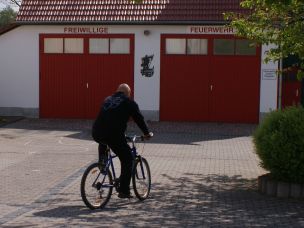 Der Weg zum Feuerwehrdienst ist ebenfalls versichert. (Bild: Kerstin Lämmerhirt / FUK Mitte)