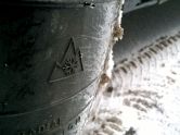 Ablauf einer wichtigen Frist: Zum 30.09.2024 müssen Winterreifen mit dem Alpinsymbol gekennzeichnet sein