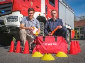 Praxistool erweist sich als „Evergreen“: 200. Feuerwehrsporttasche geht an die Flensburger Feuerwehren