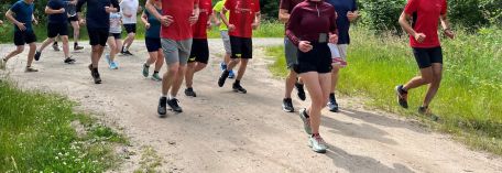 Regelmäßige Bewegung (bspw. in Form von Dienstsport) hilft dabei, die Herzleistungsfähigkeit zu stärken. (Bild: Jens-Oliver Mohr / HFUK Nord)