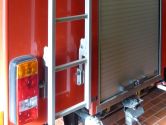 2. Teil der Serie "Sicherheit am Feuerwehrfahrzeug": Absturz von Fahrzeugaufstiegsleitern